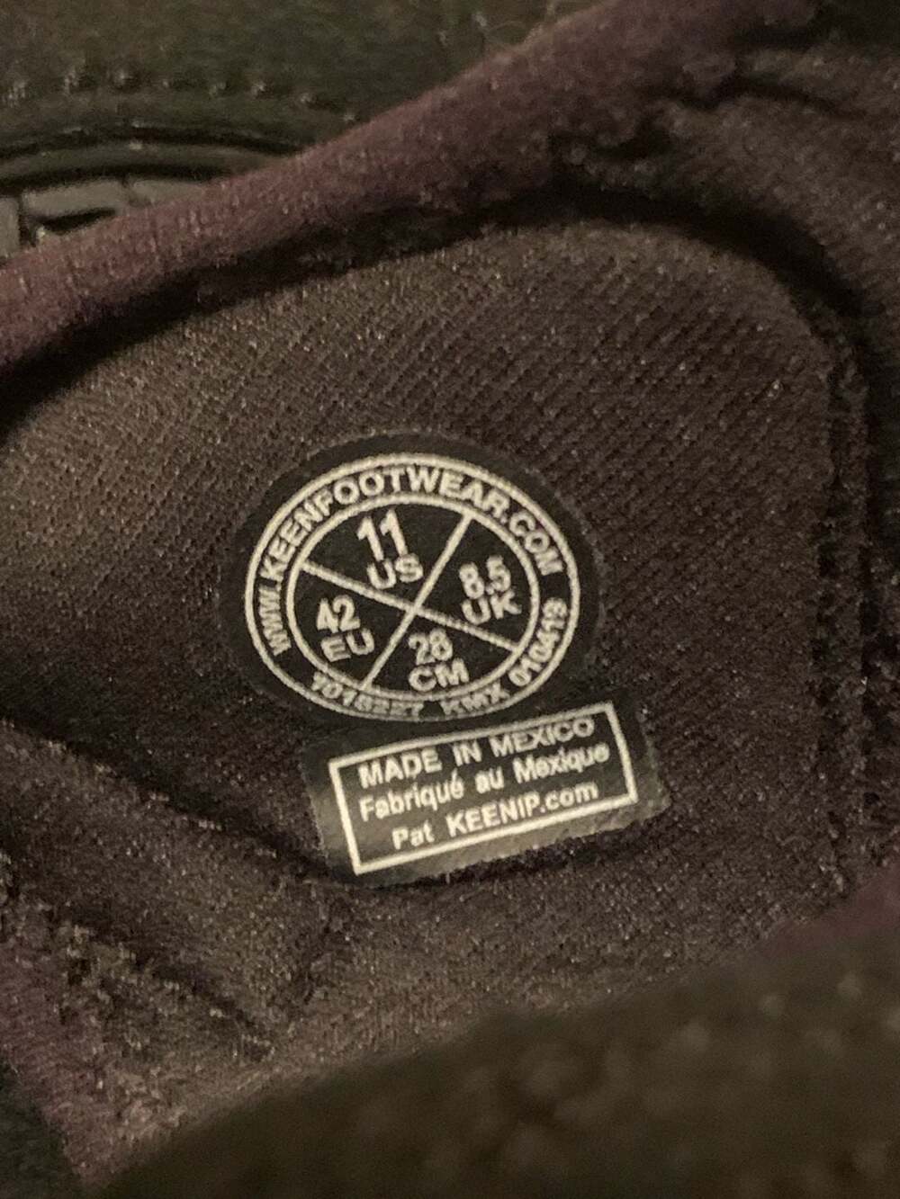 Keen Women's Whisper Waterproof Black Gray Sport Sandals Size 11 - Picture 4 of 8